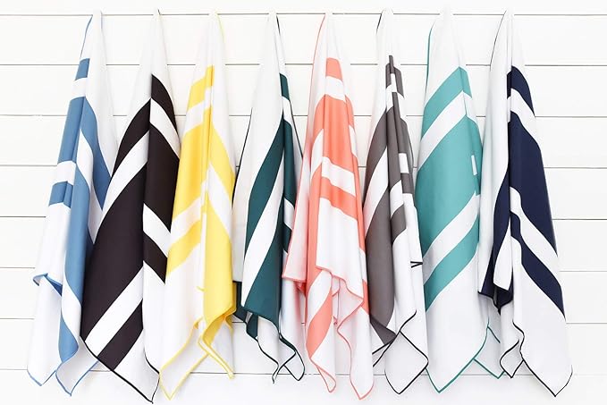 Laguna Beach Textile Co. Recycled Microfiber Quick Dry Beach Towel - Juniper Green