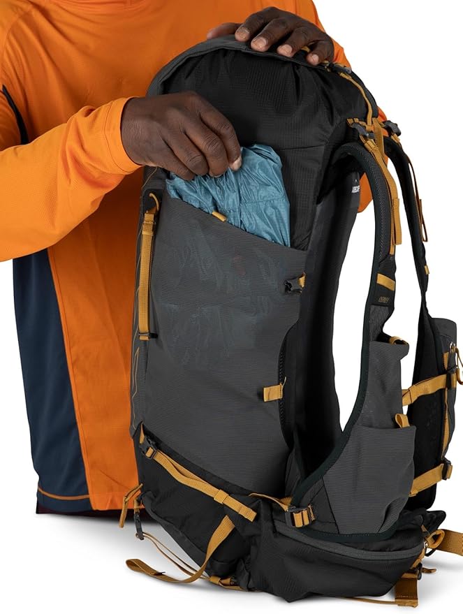 Osprey Talon Velocity 30L Men's Hiking Backpack, Matcha Green/Lemongrass, S/M