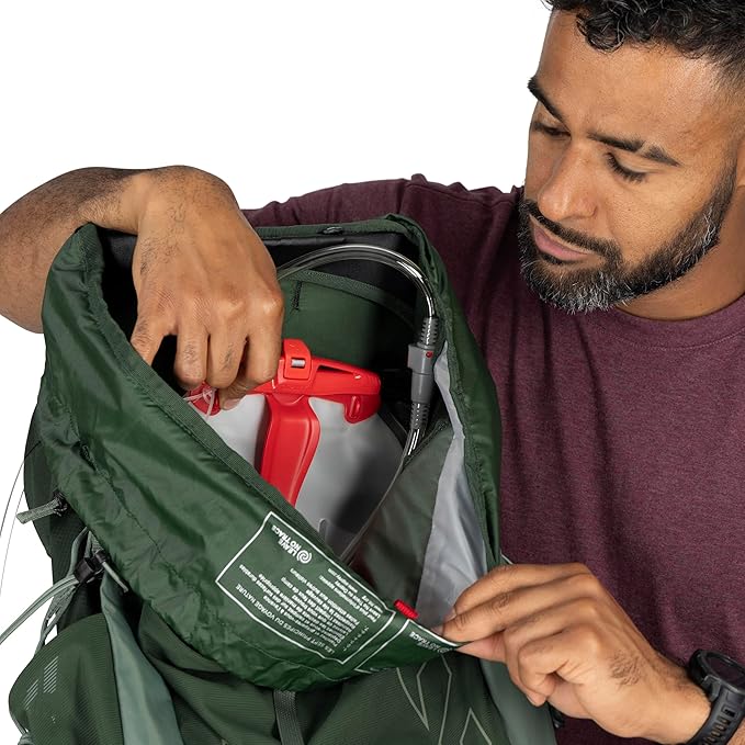 Osprey Talon 44L Men's Lightweight Hiking Backpack with Hipbelt, Green Canopy/Pine Leaf, S/M