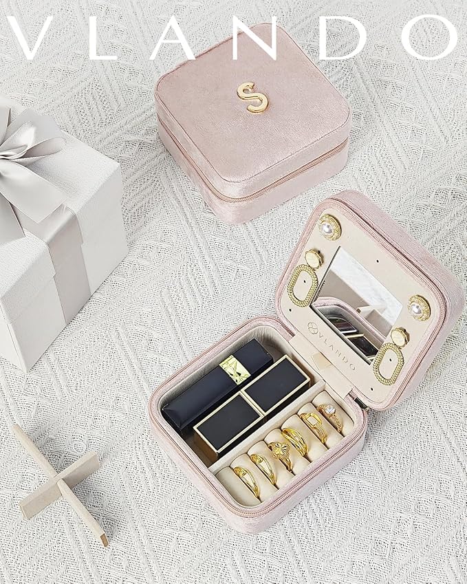 Vlando Teacher Appreciation Gifts for Women, Travel Jewelry Case for Women Teacher Gifts, Travel Gifts for Teacher, Travel Essentials Small Jewelry Box, Jewelry Travel Organizer - Letter Z, Pink
