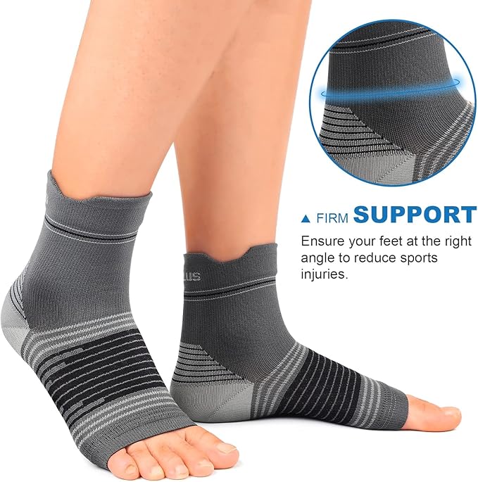 Plantar Fasciitis Sock (6 Pairs) for Men and Women, Compression Foot Sleeves with Arch and Ankle Support (Black, Gray, White, Small)