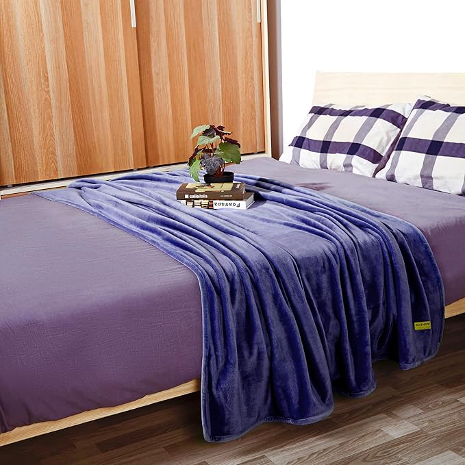 Surii Home Luxury Microfiber Flannel Blanket, Super Soft, Warm, Cozy, Fluffy, and Breathable, Perfect Throws for Bed, Couch, Sofa, for All Season Use. 350GSM Twin Size 60x80 Inches (Navy Blue)