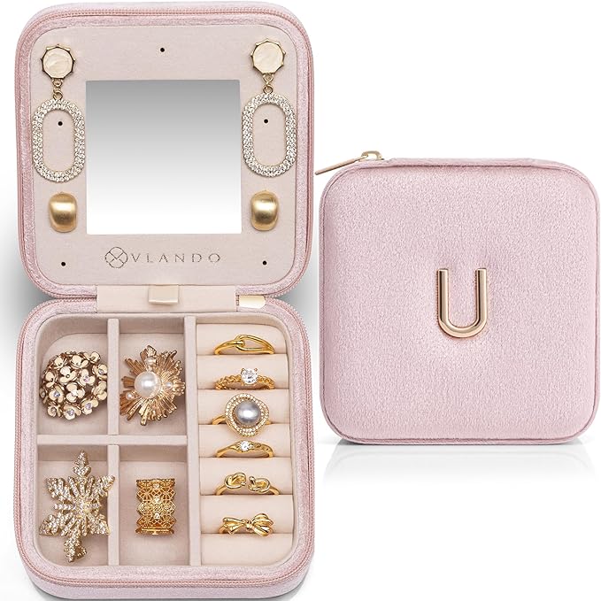Vlando Mom Gifts for Women, Travel Jewelry Case for Mother Gifts, Travel Gifts for Mother Mom from Daughters, Travel Essentials Small Jewelry Box, Jewelry Travel Organizer - Letter U, Pink